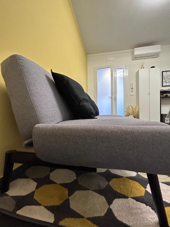 A.r Apartment